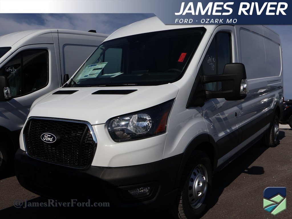 2026 Ford Transit Van Base's photo