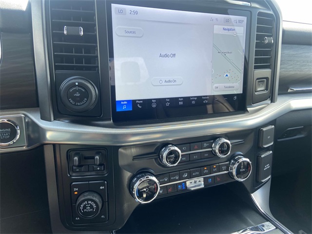 2025 Ford F-150 Lariat photo 14
