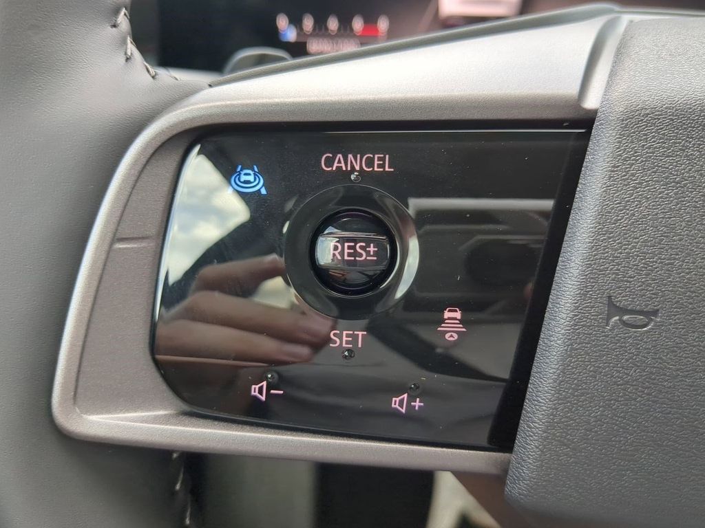 2025 Nissan Murano SL photo 24