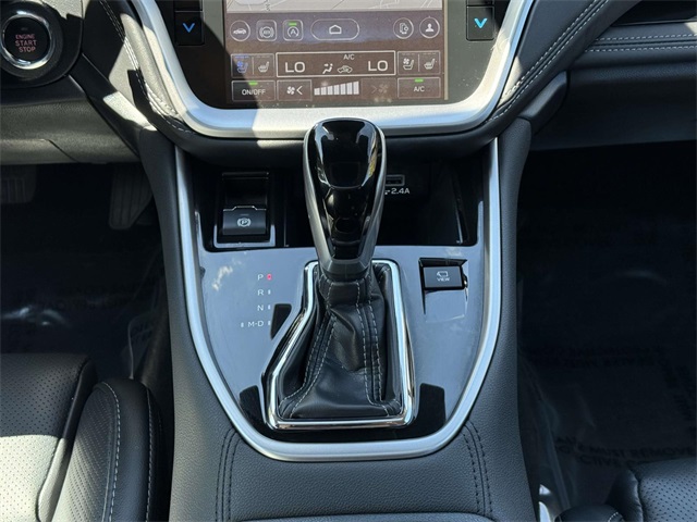 2025 Subaru Outback Touring XT photo 20