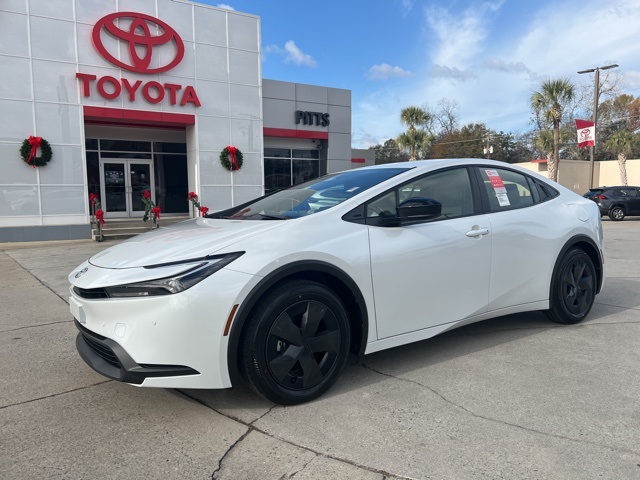 2026 Toyota Prius LE's photo