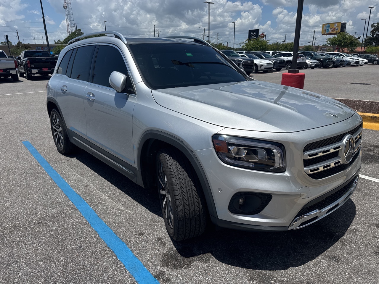 2023 Mercedes Benz GLB 250 4MATIC photo 3