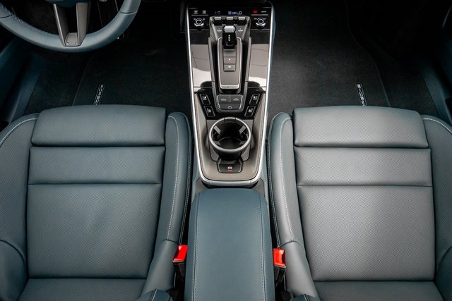 2025 Porsche 911 Turbo S Cabriolet photo 27