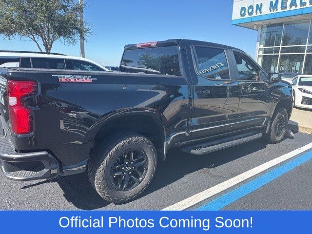 2023 Chevrolet Silverado 1500 LT Trail Boss photo 3