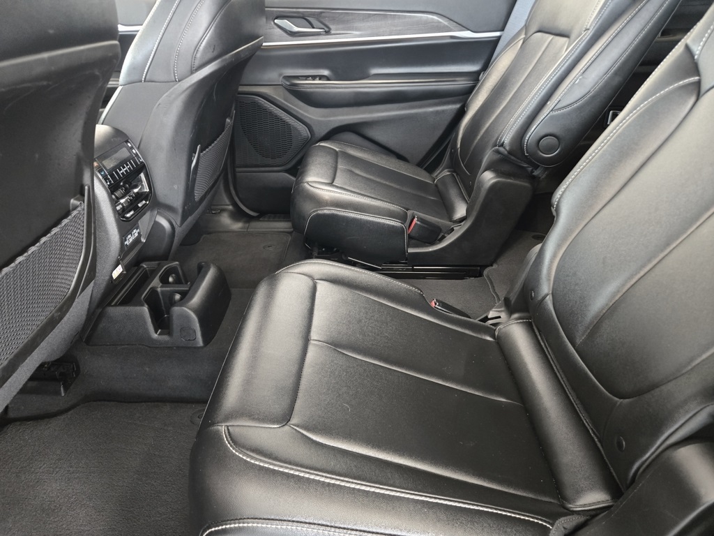 2023 Jeep Grand Cherokee Limited photo 15