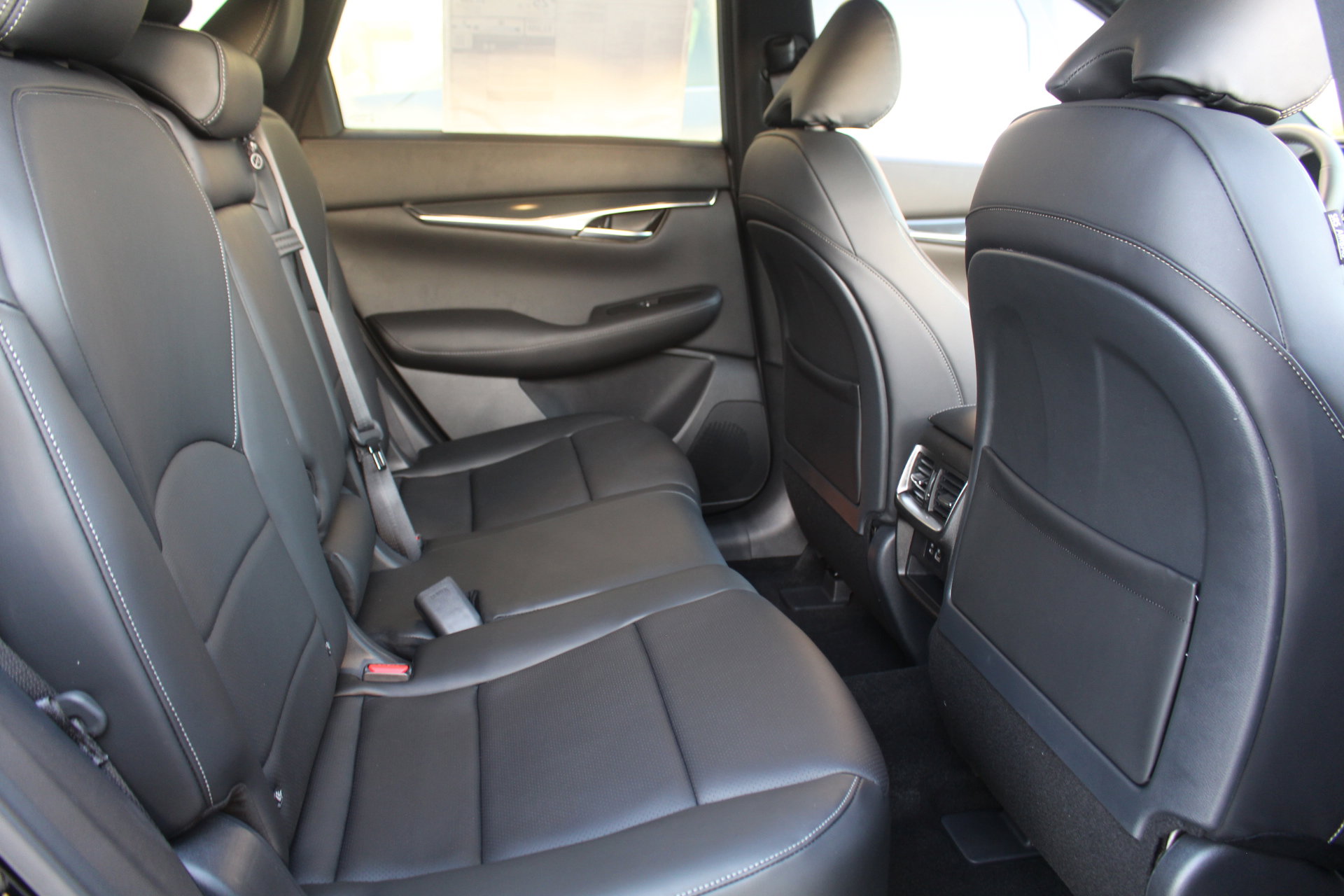 2025 Infiniti QX50 SPORT photo 18