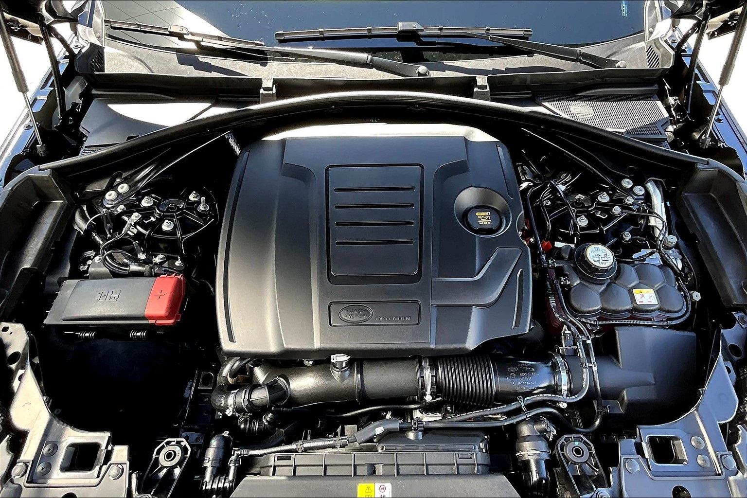 2026 Land Rover Range Rover Velar S photo 11
