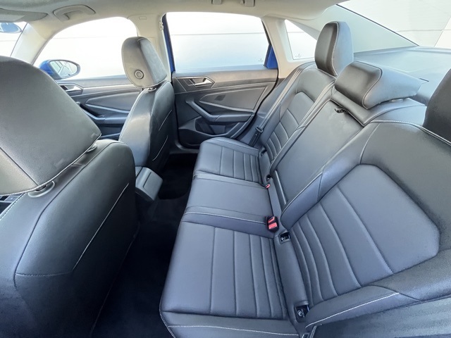 2023 Volkswagen Jetta 1.5T SE photo 3