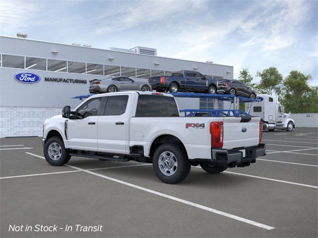 2026 Ford F-350 XLT photo 4