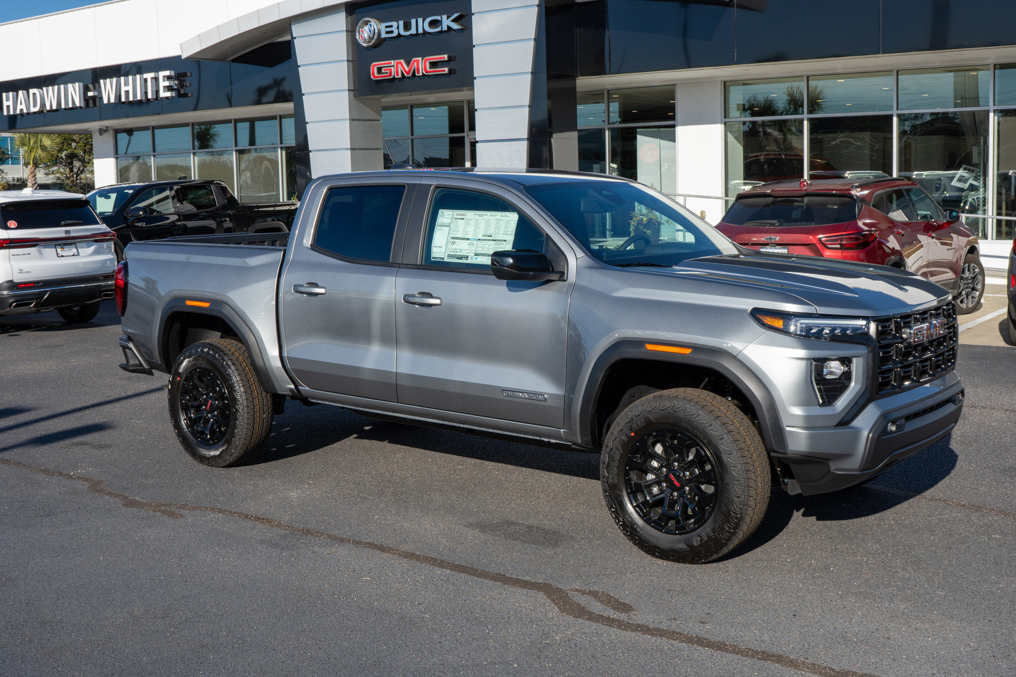 2026 GMC Canyon Elevation's photo