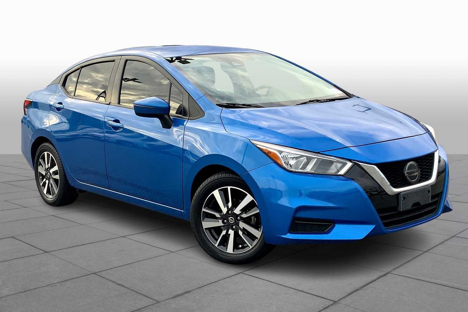 2020 Nissan Versa SV photo 2