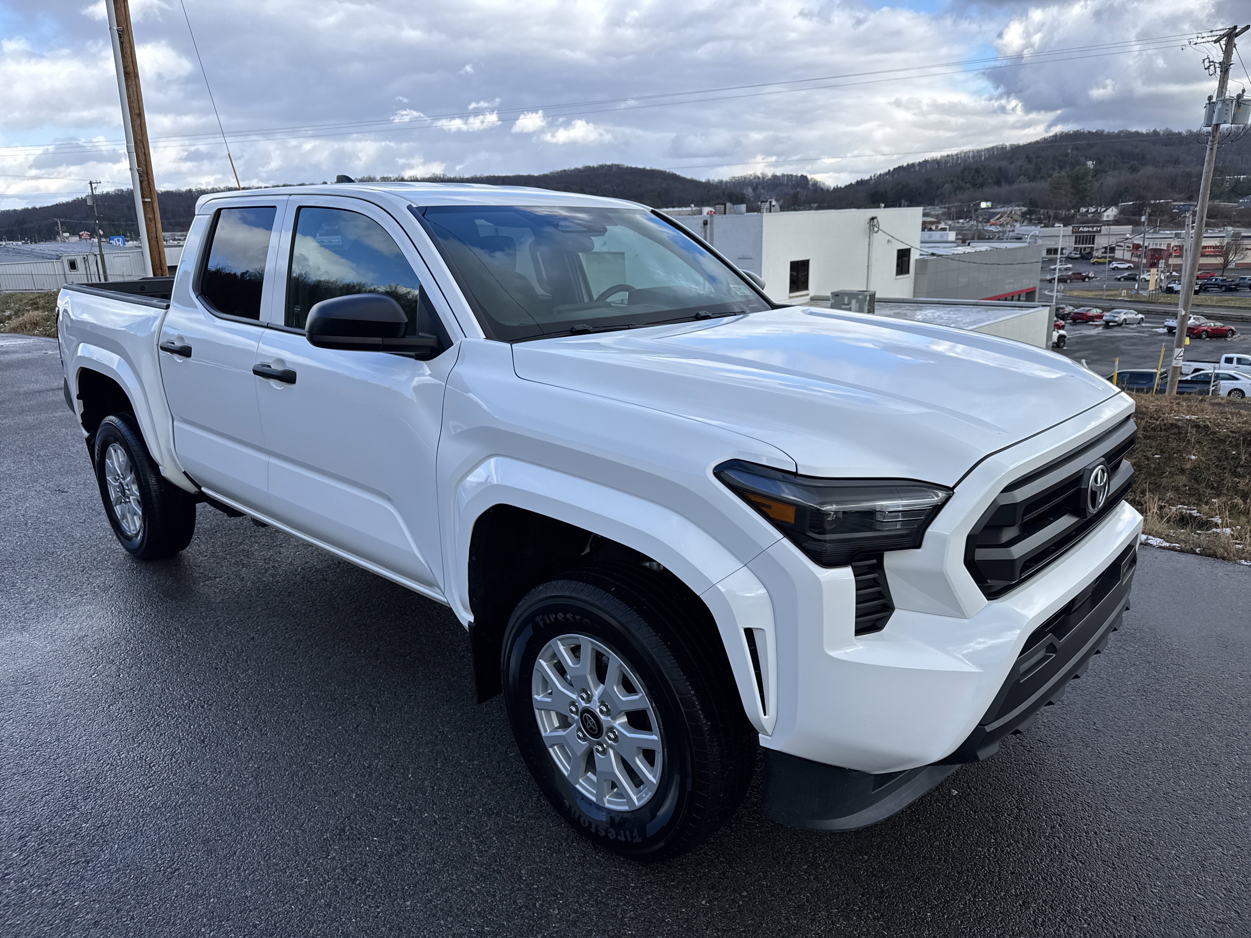2024 Toyota Tacoma SR