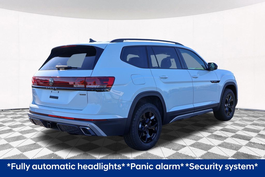 2025 Volkswagen Atlas Peak Edition SE photo 4