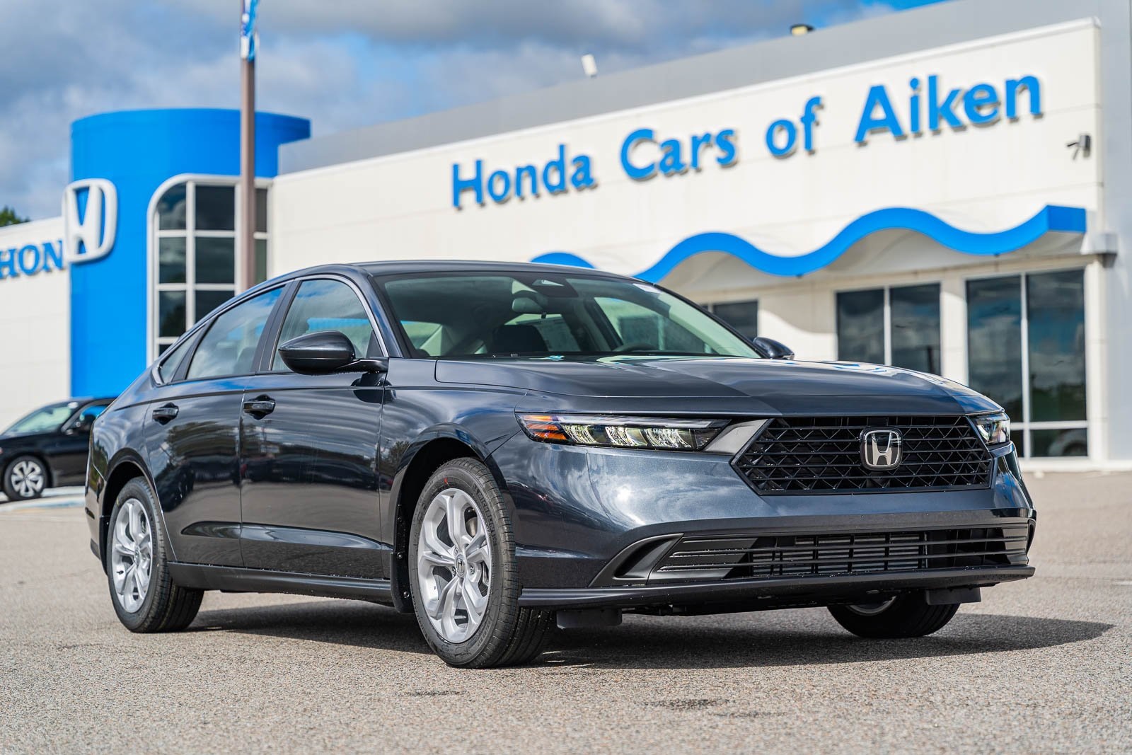 2025 Honda Accord LX's photo