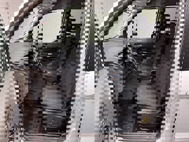 2020 Ford Transit XLT photo 3