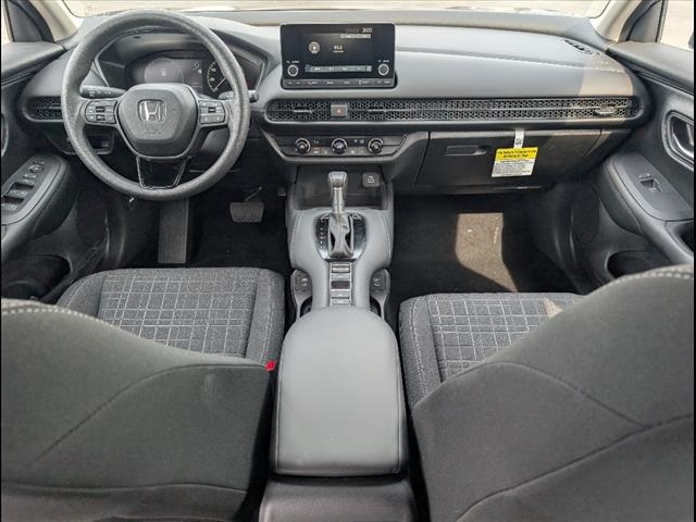 2025 Honda HR-V LX photo 15
