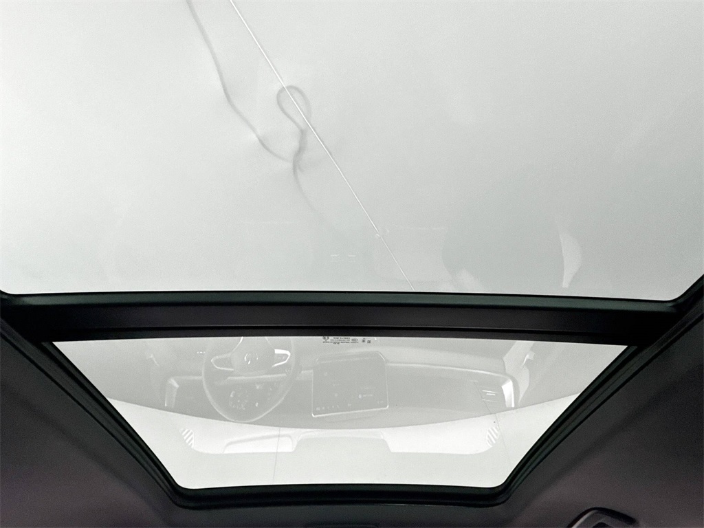 2025 Volkswagen Tiguan SE R-Line Black photo 16