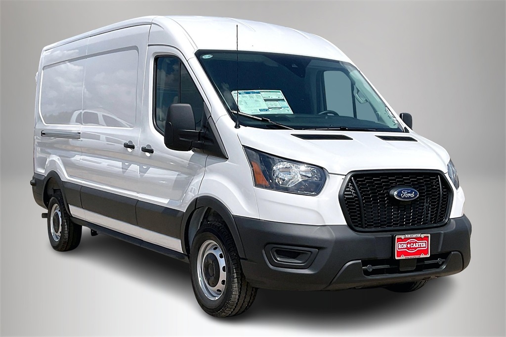 2025 Ford Transit Van Base's photo