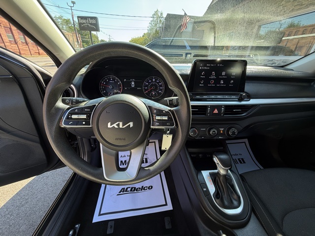 2023 Kia Forte LXS photo 19