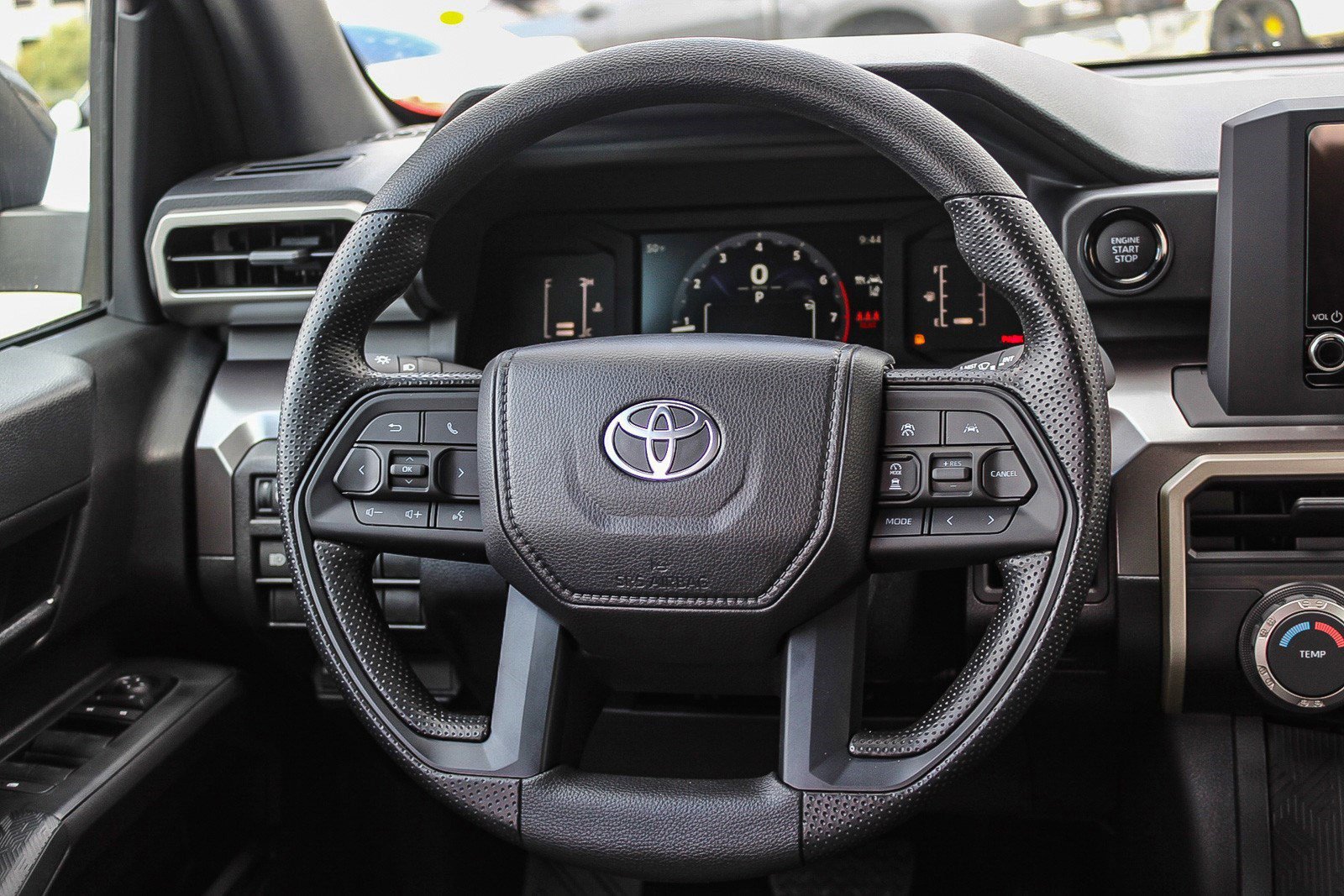 2025 Toyota Tacoma SR5 photo 14