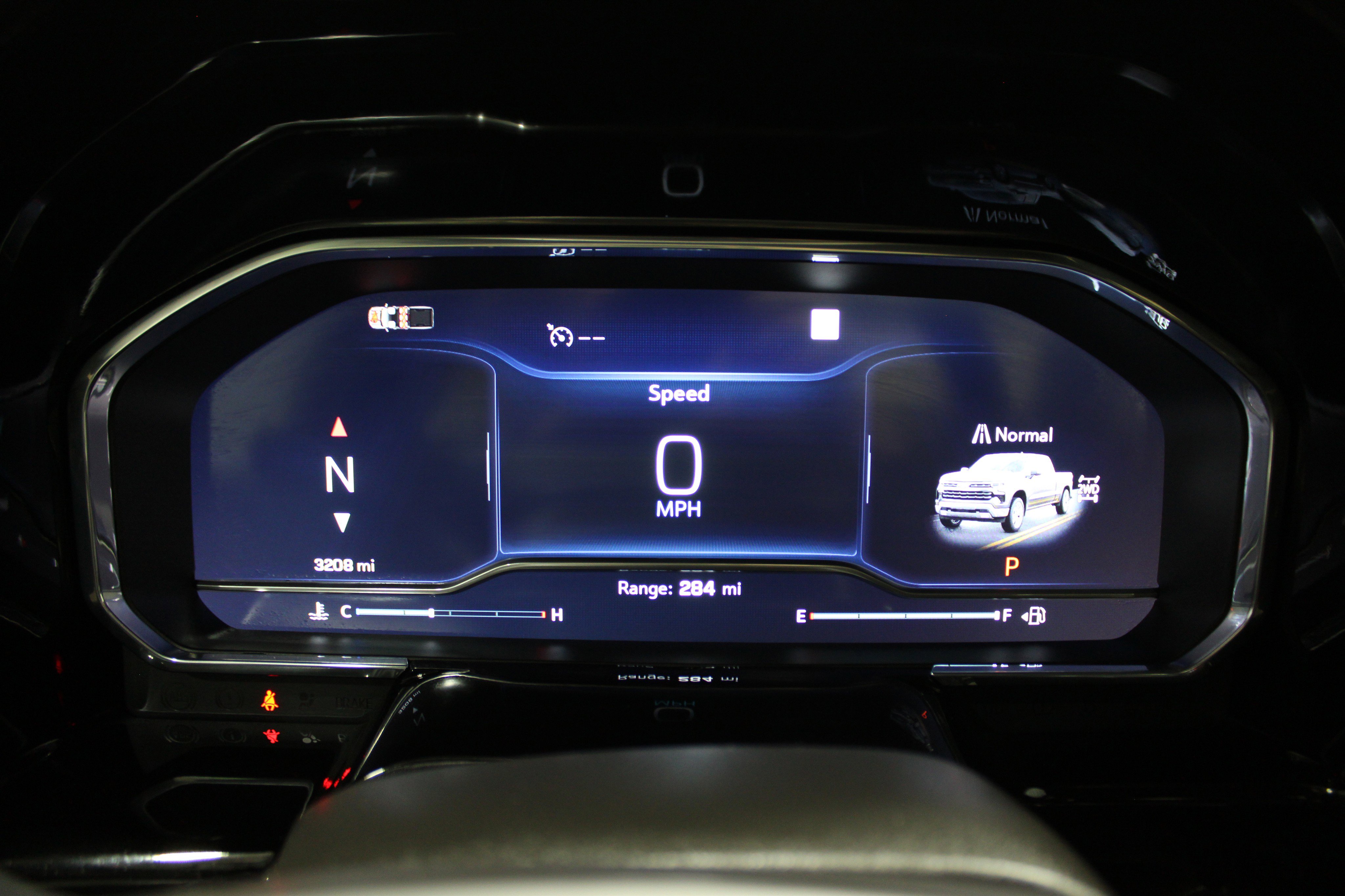 2025 Chevrolet Silverado 1500 LT photo 2