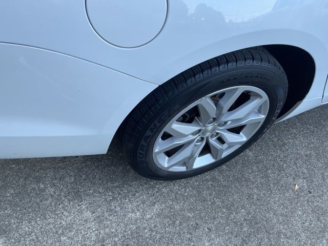 2019 Chevrolet Impala 1LT photo 8