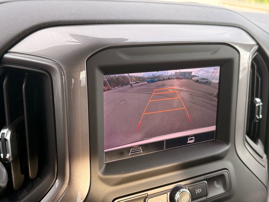 2023 Chevrolet Silverado 1500 Custom photo 17