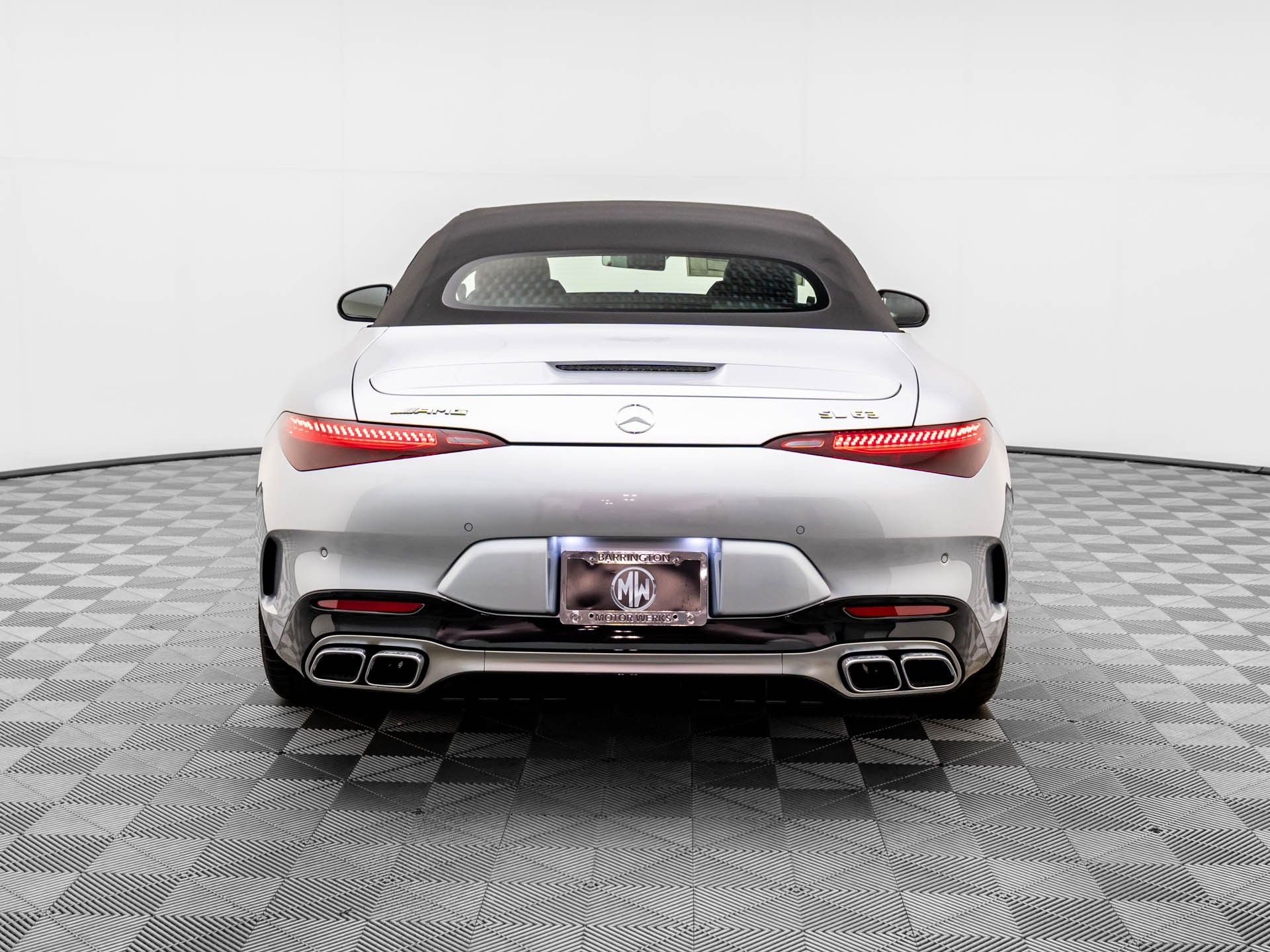 2025 Mercedes Benz SL AMG 63 photo 4