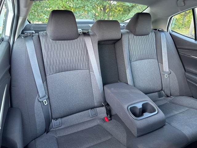 2025 Toyota Camry LE photo 11
