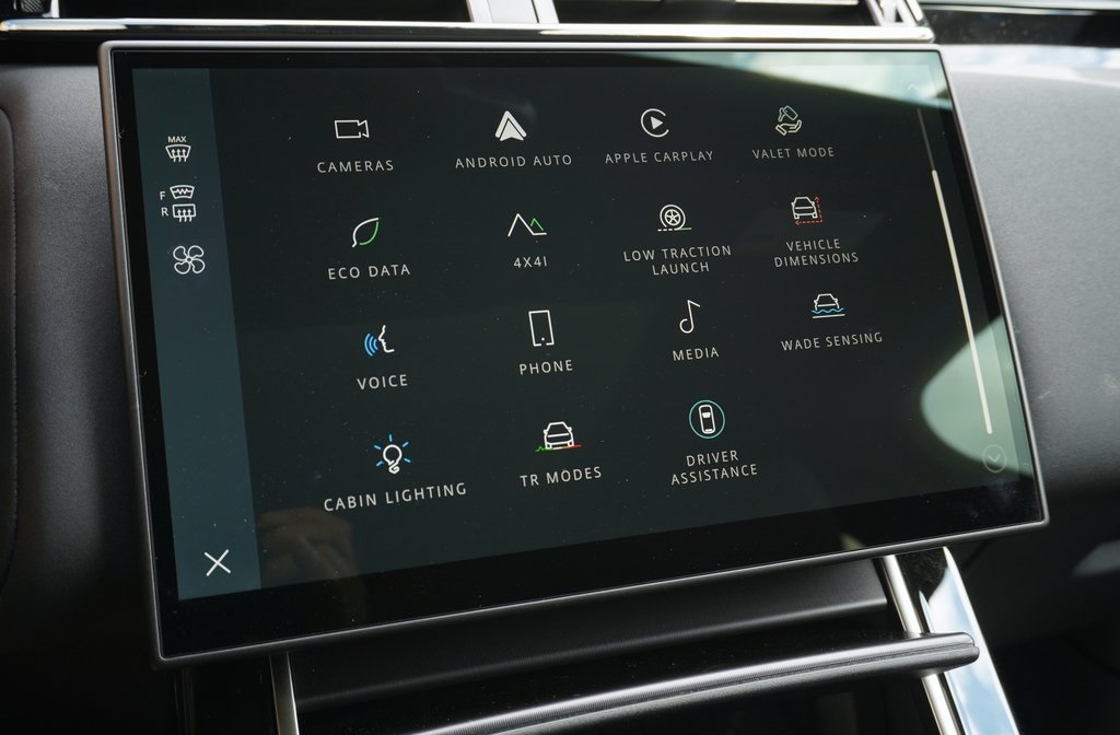 2026 LAND ROVER RANGE ROVER VELAR - Image 20