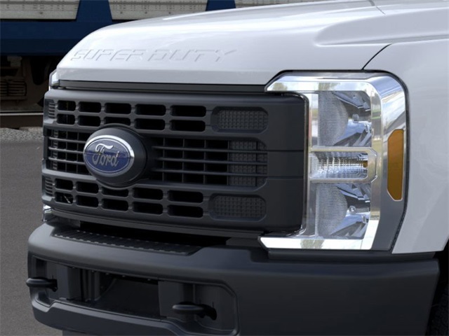 2026 Ford F-350 XL photo 14