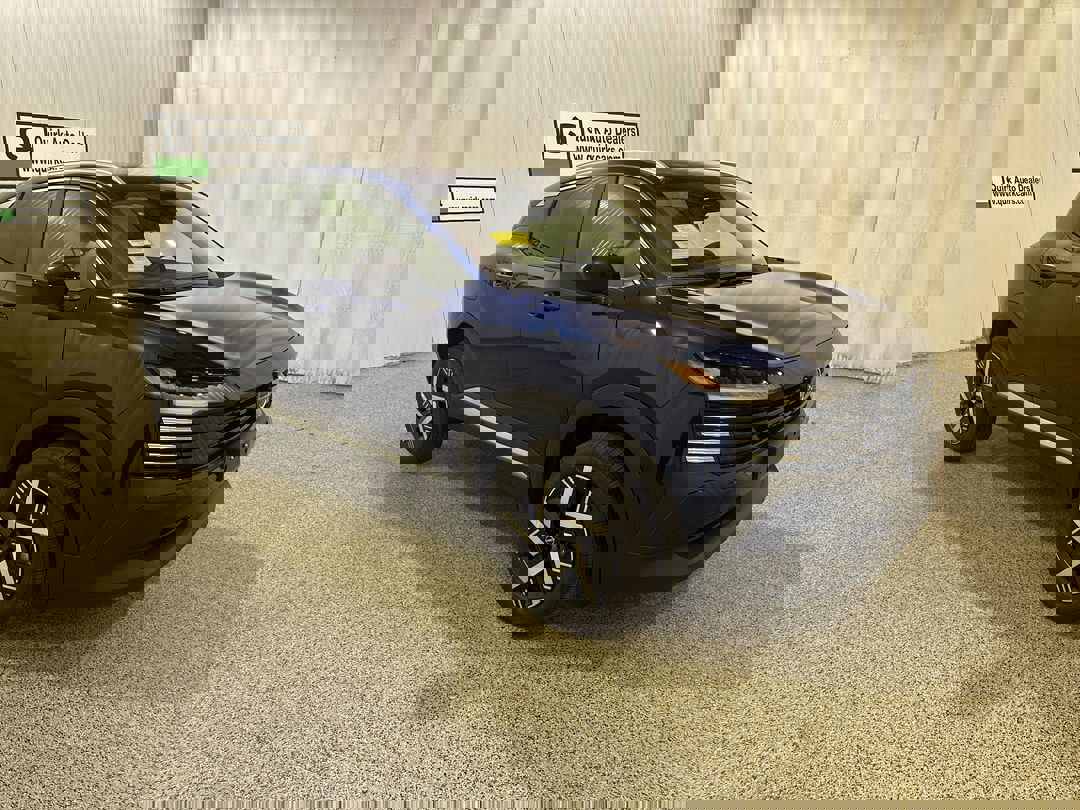 2026 Nissan KICKS SV's photo