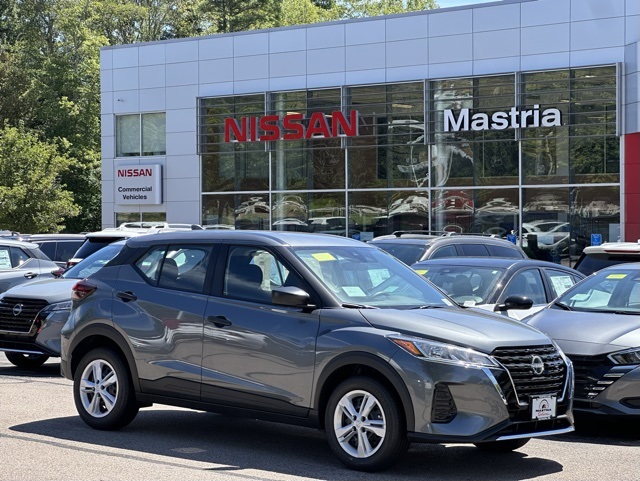 2025 Nissan KICKS PLAY