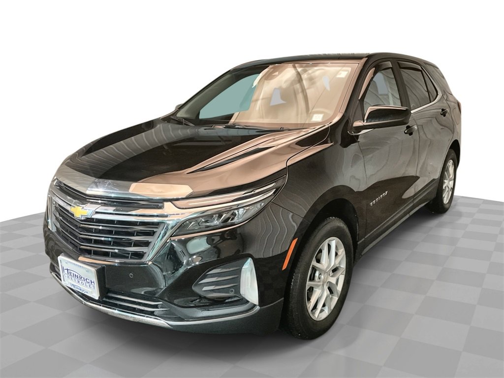 2023 Chevrolet Equinox LT's photo