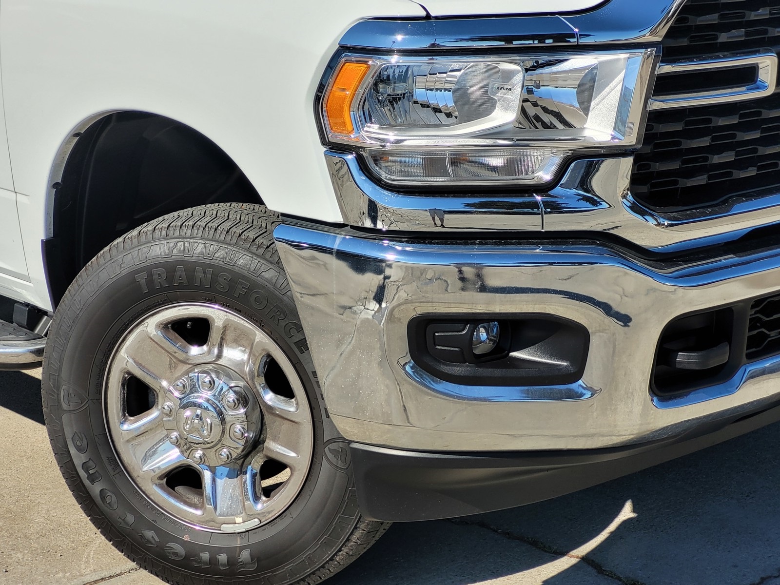 2024 Ram 2500 Big Horn photo 9