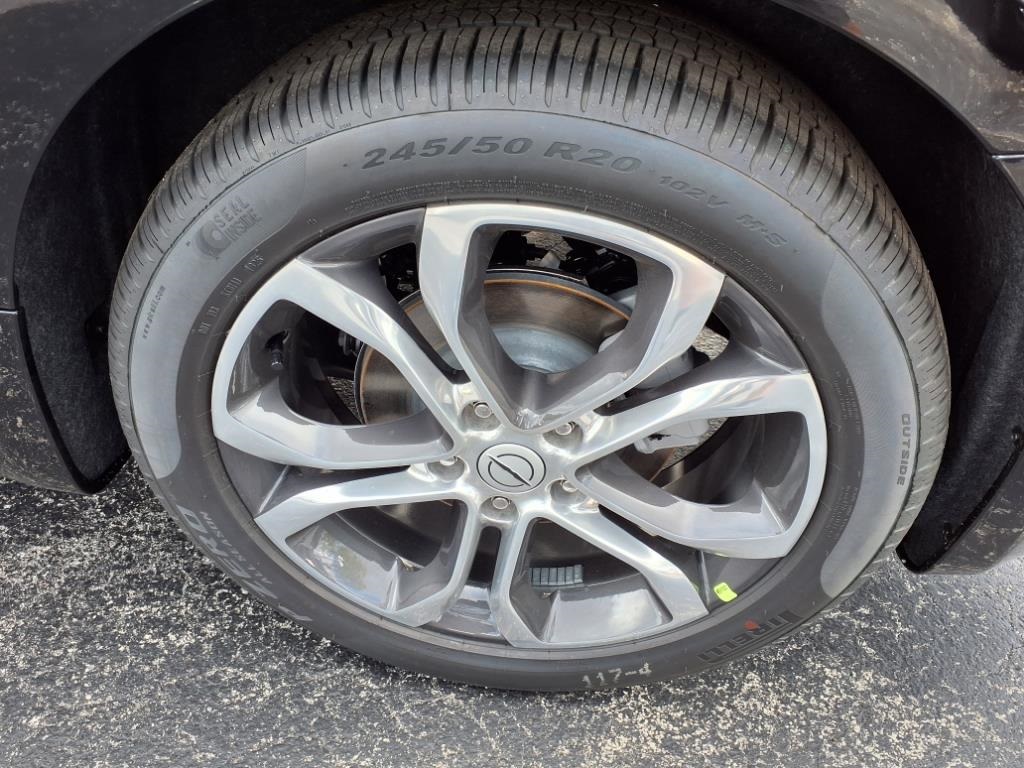 2026 Chrysler Pacifica Pinnacle photo 5