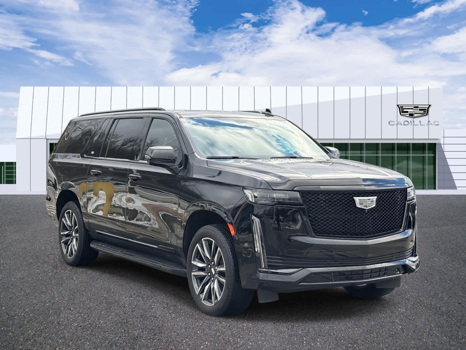 2023 Cadillac Escalade ESV Sport Platinum's photo