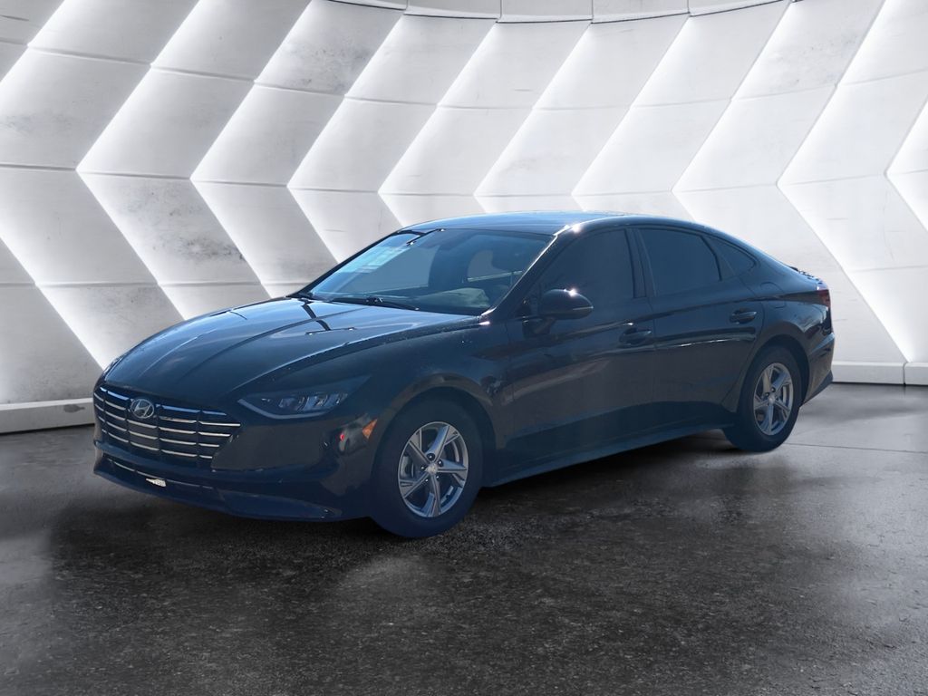 2023 Hyundai Sonata SE photo 3