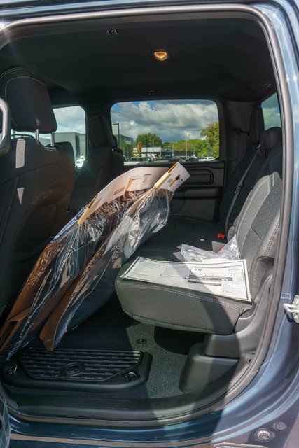 2026 Ram 1500 Warlock photo 8