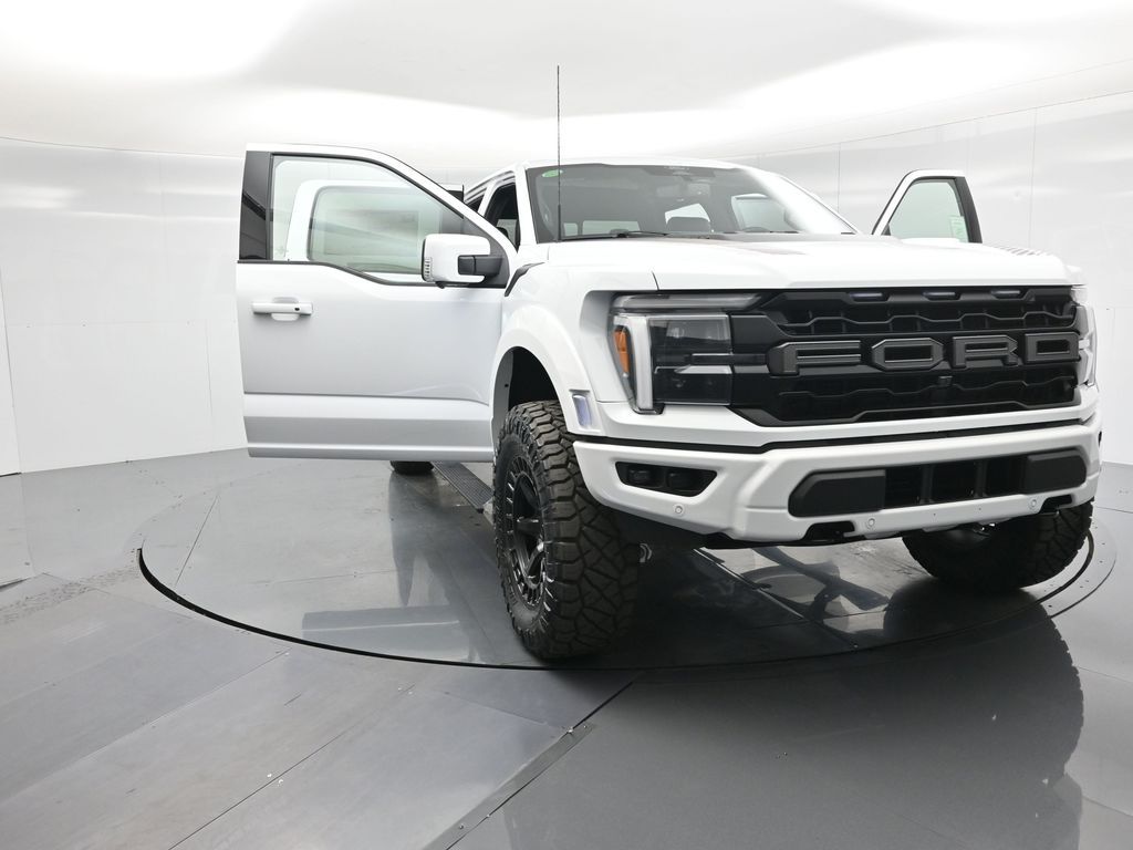 2025 Ford F-150 Raptor photo 37