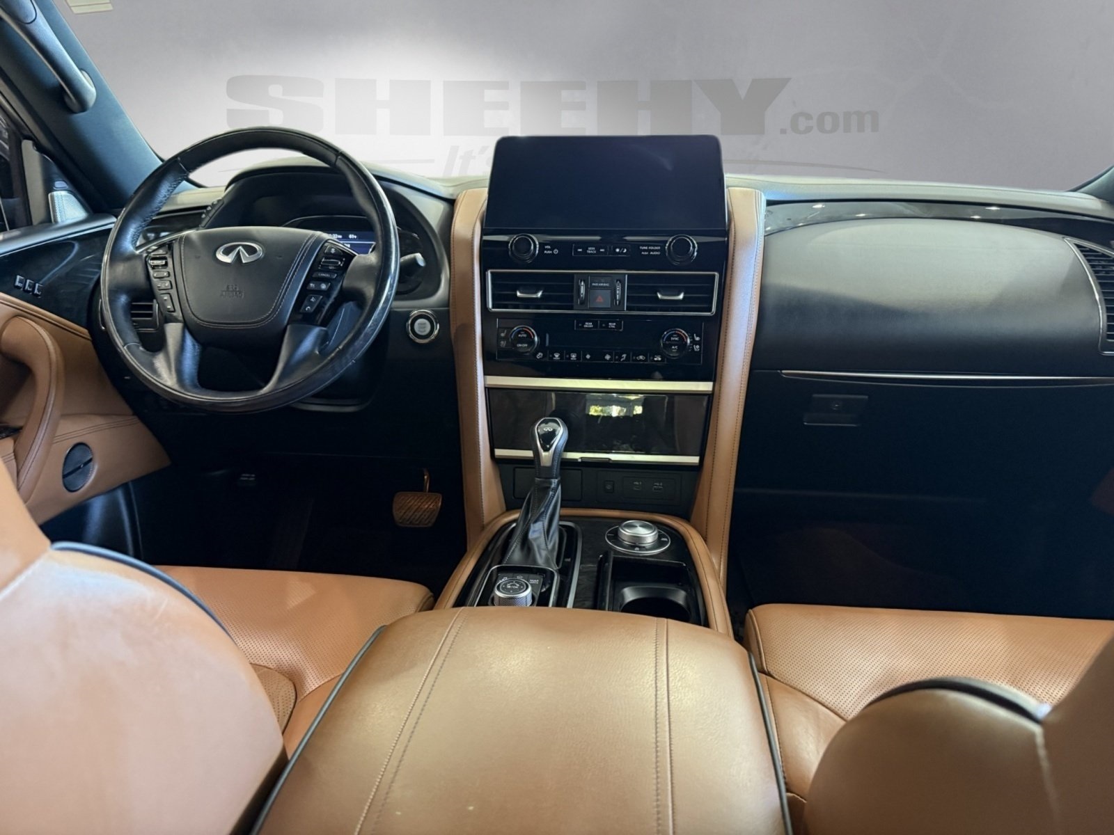 2022 Infiniti QX80 Sensory photo 3