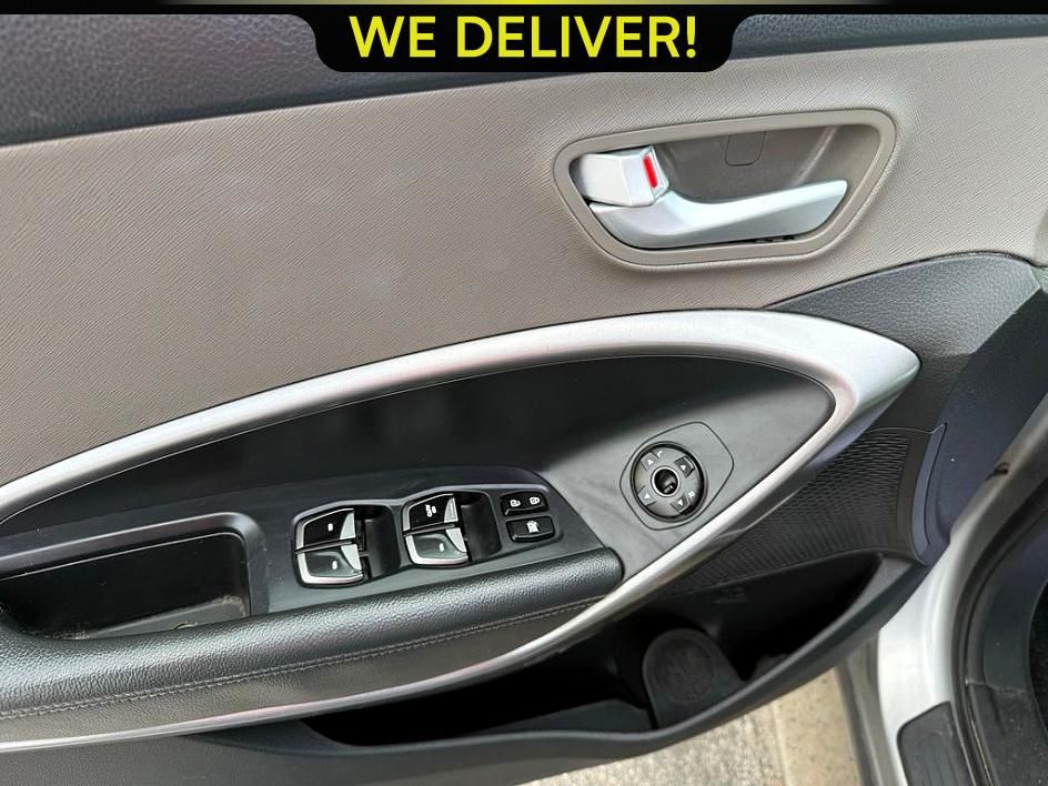 2014 Hyundai Santa Fe GLS photo 10