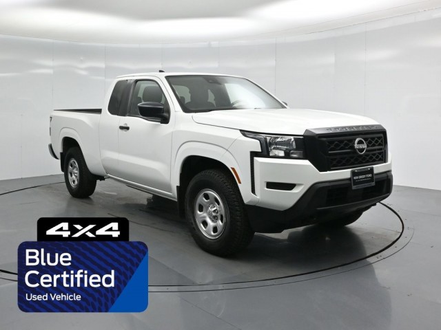 2022 Nissan Frontier S's photo