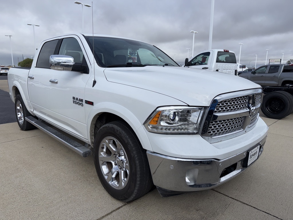 2017 Ram 1500 Laramie photo 2