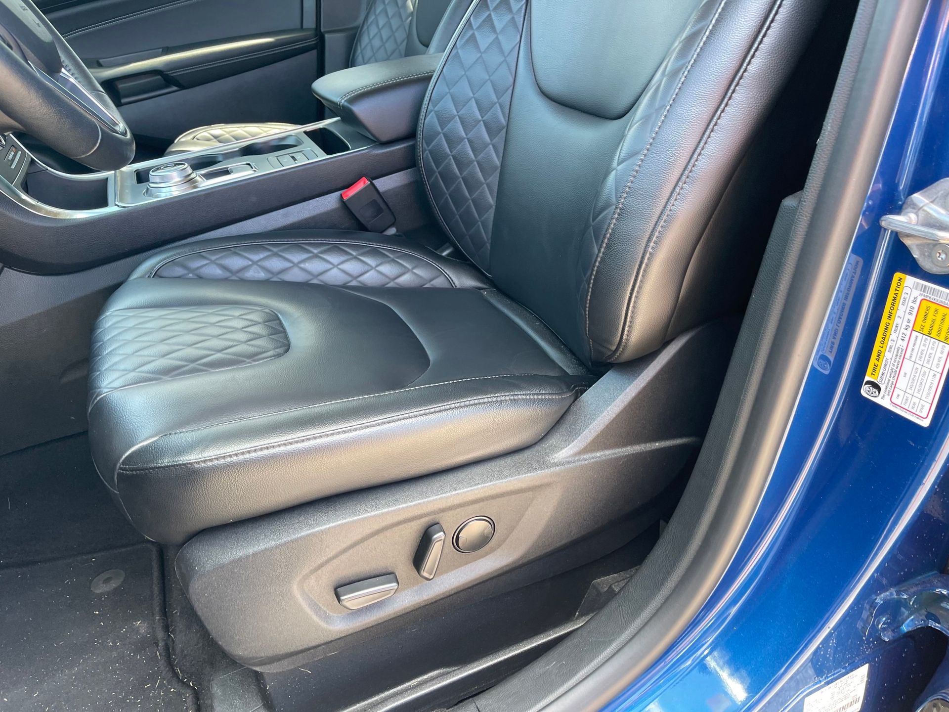 2024 Ford Edge Titanium photo 14