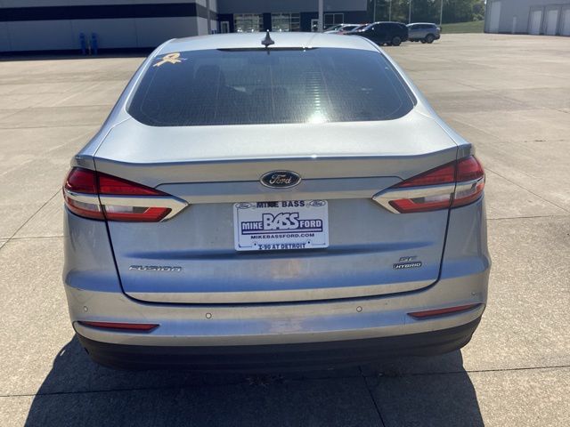 2020 Ford Fusion Hybrid SE photo 12