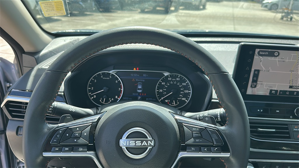 2024 Nissan Altima 2.5 SR photo 19