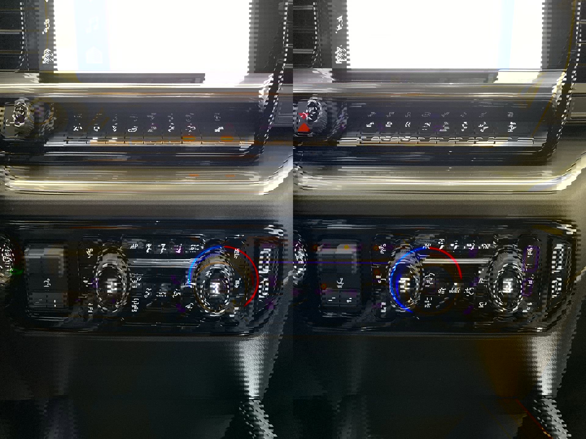 2026 Chevrolet Silverado 1500 High Country photo 17