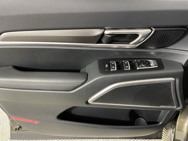 2025 Kia Telluride S photo 10