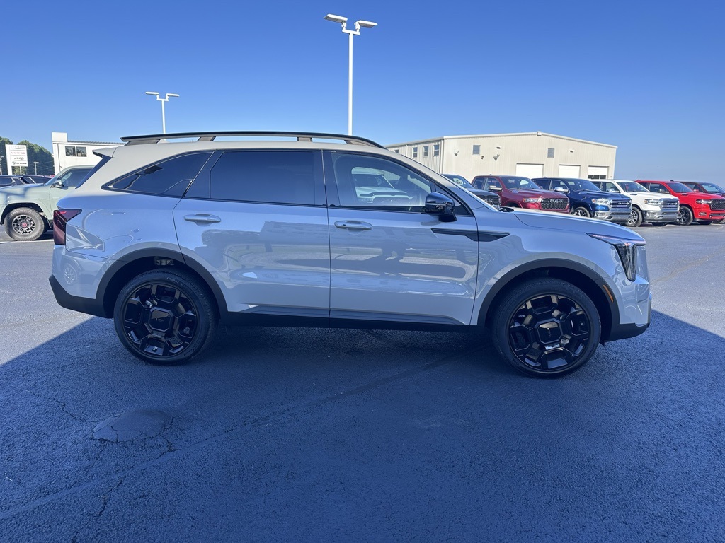 2025 Kia Sorento X-Line EX photo 4